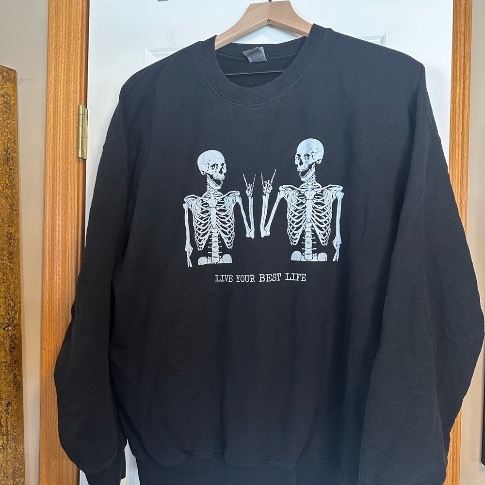 Gildan Black Skeleton Graphic Crewneck Sweater